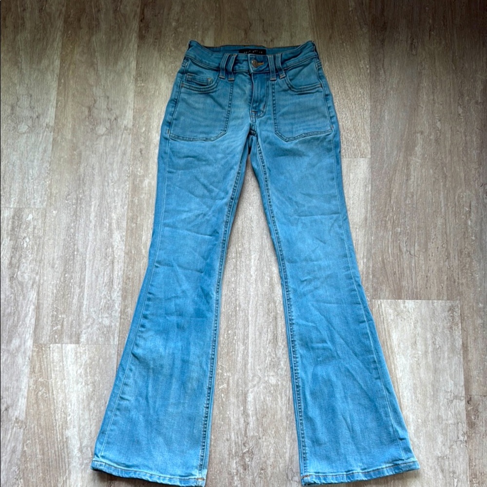 Aeropostale women’s low rise flare jeans.
